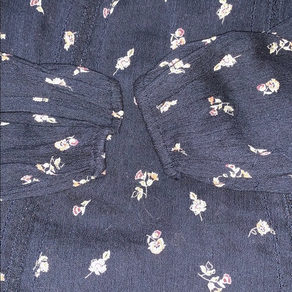 Abercrombie & Fitch Blouse - Picture 6 of 6